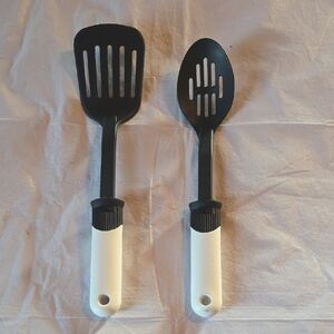 Ekco Black and White Nylon Slotted Spatula‎ and Serving Spoon Set Heat Resistant